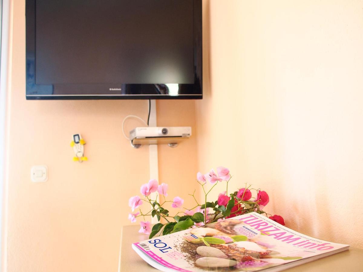 Apartmani Diana Макарска Екстериор снимка
