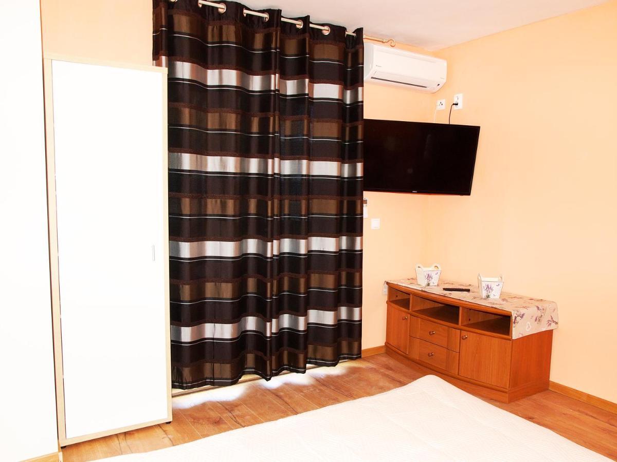 Apartmani Diana Макарска Екстериор снимка