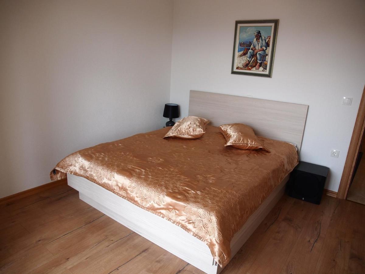 Apartmani Diana Макарска Екстериор снимка